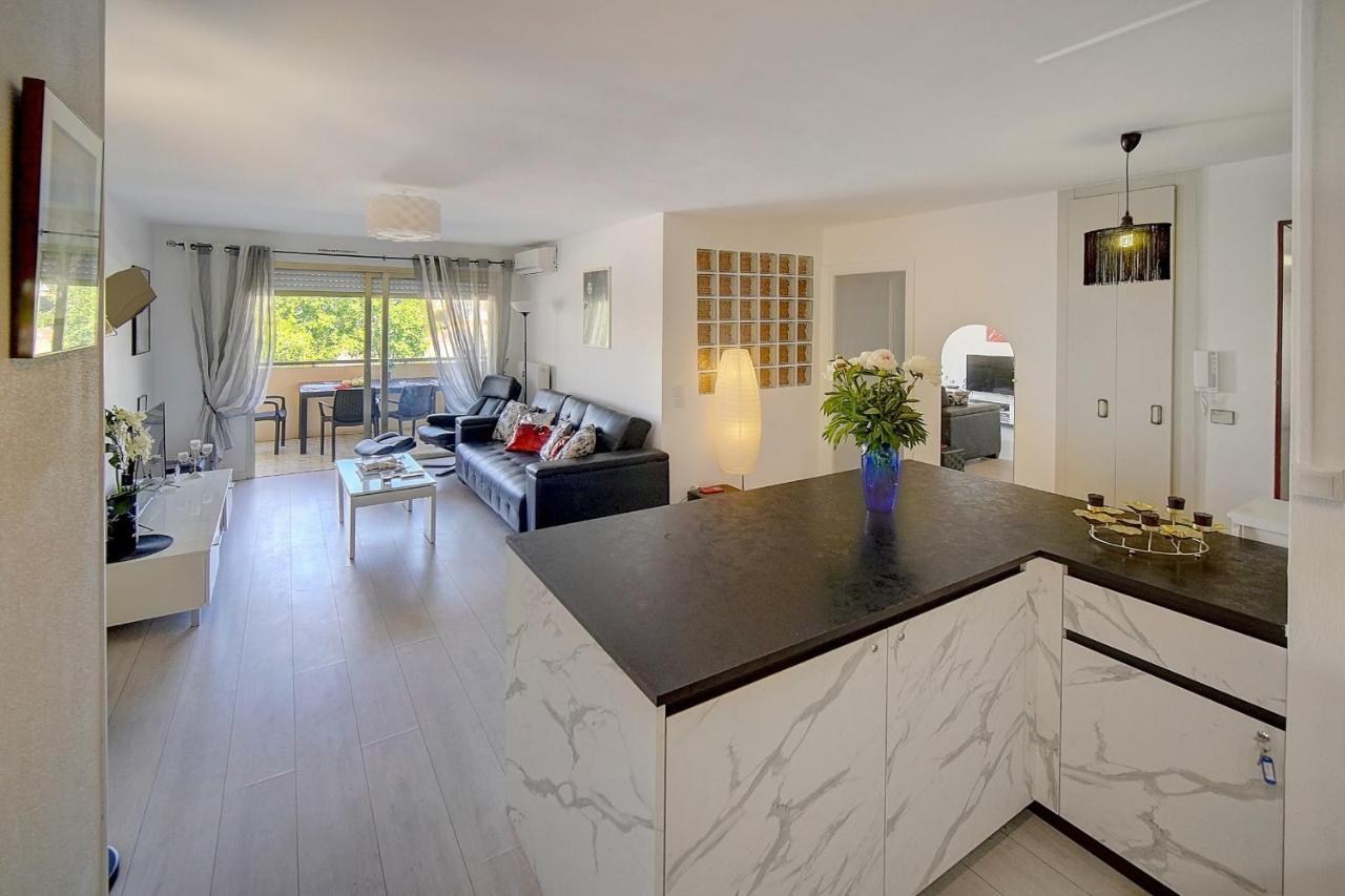 Immogroom - 2 Br- Bright - Terrace - Wifi - Air Conditioning Cannes Kültér fotó